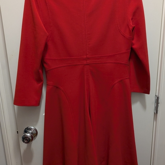 DVF - Picture 4 of 4